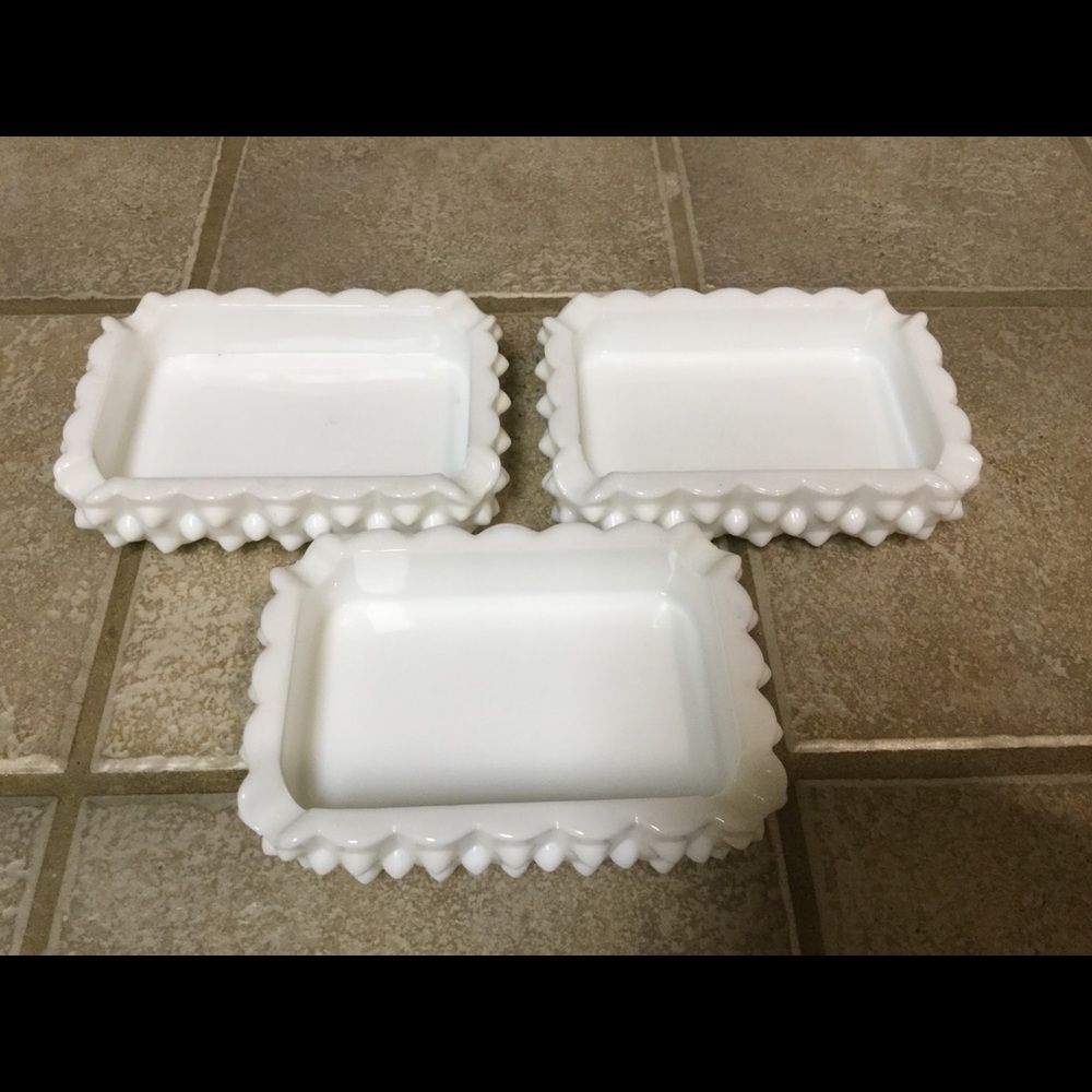 FENTON MILK GLASS ASHTRAY/CANDY DISHES